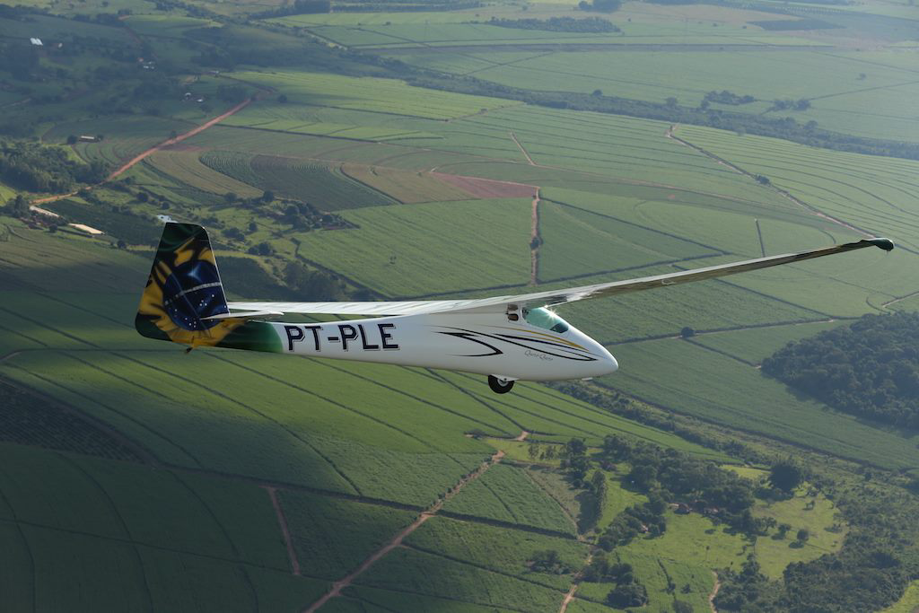 Conheça a fantástica fábrica de aviões do Batel Conheça a fantástica fábrica de aviões do Batel