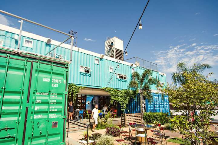 Tetris Hostel, em Foz do Iguaçu-PR, todo feito com contêineres. Foto: Divulgação Tetris Hostel, em Foz do Iguaçu-PR, todo feito com contêineres. Foto: Divulgação