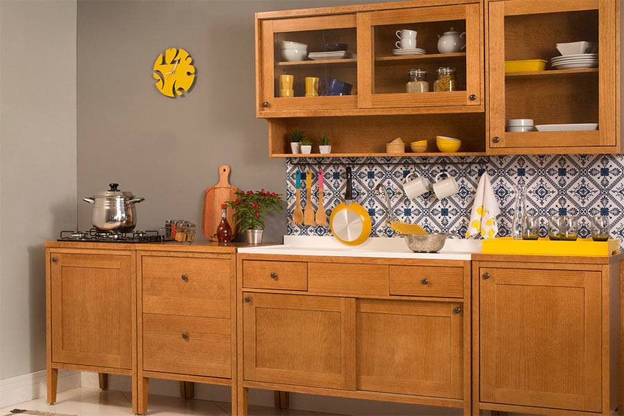 Meu Móvel de Madeira inaugura,em Curitiba, sua primeira loja física