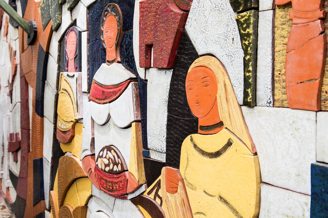 Obras de arte raras correm risco de demolição na região de Curitiba Obras de arte raras correm risco de demolição na região de Curitiba