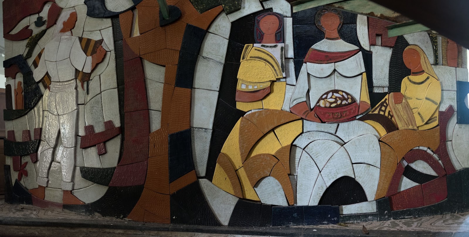 Obras de arte raras correm risco de demolição na região de Curitiba Obras de arte raras correm risco de demolição na região de Curitiba