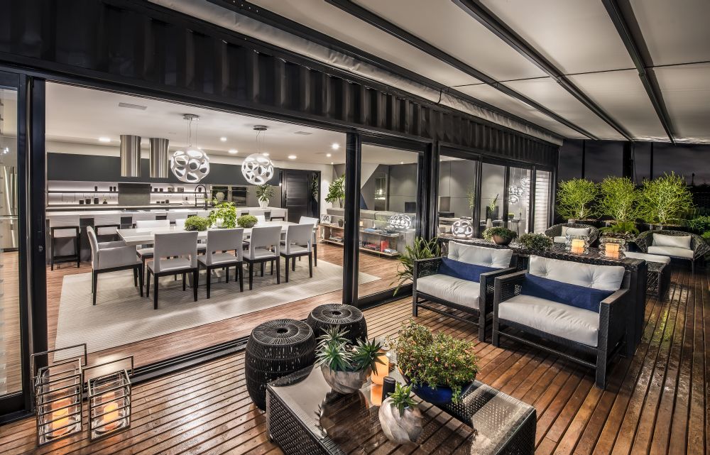 Studio Container, ambiente de Denise e Carolina Leal Ribas para a Casa Cor Paraná. Foto: Leticia Akemi/Gazeta do Povo