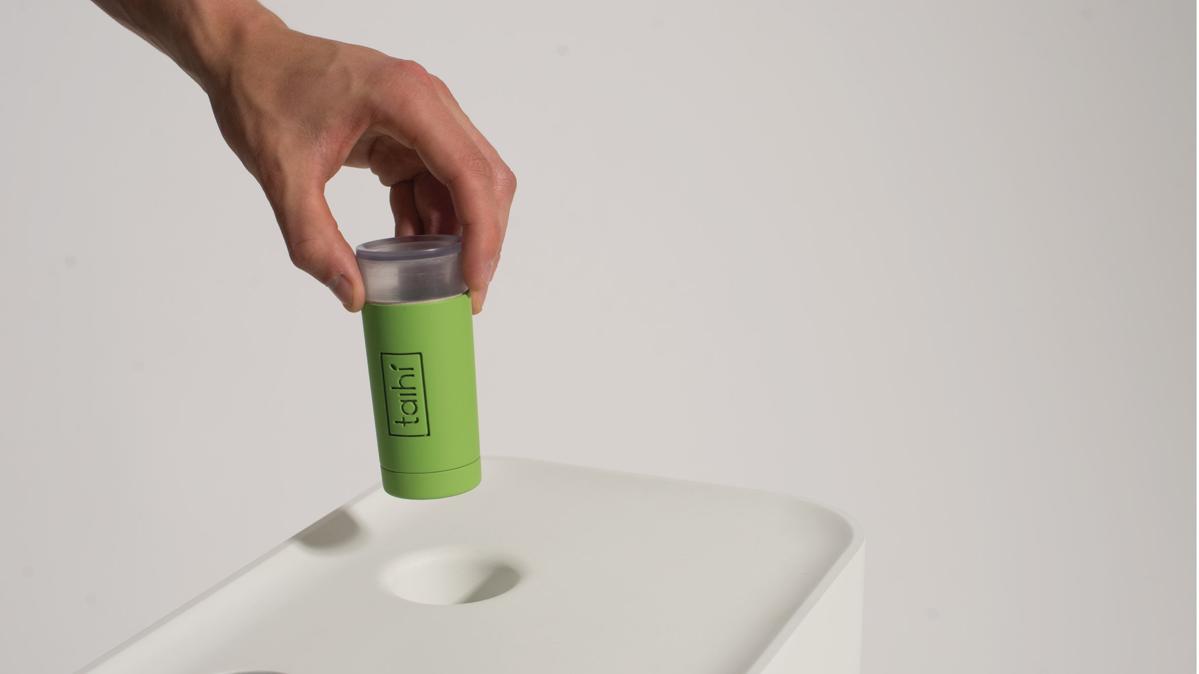 Produto que acelera a decomposição dos resíduos. Produto que acelera a decomposição dos resíduos.