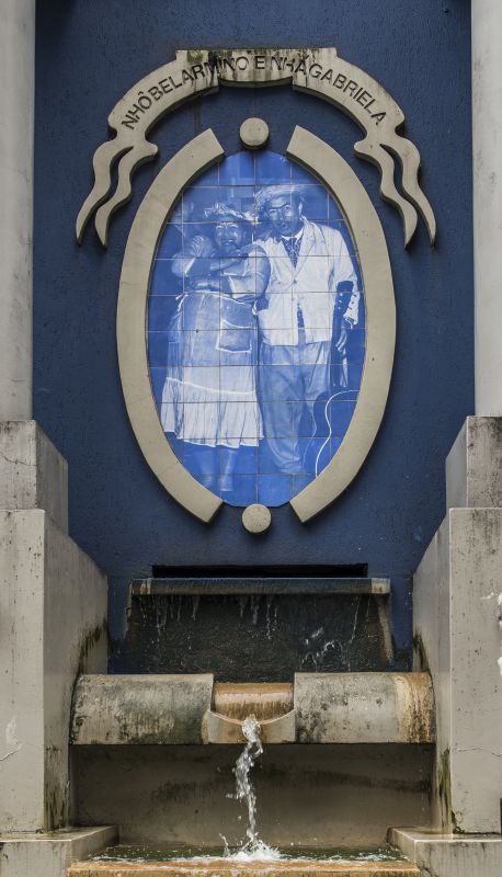 Homenagem à dupla caipira mais famosa de Curitiba, fonte traz vida à região da Cruz Machado Homenagem à dupla caipira mais famosa de Curitiba, fonte traz vida à região da Cruz Machado