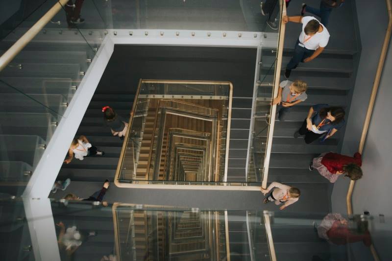 Conhecida como Castelo de Luz, biblioteca da Letônia leva título de melhor do mundo de 2018 Conhecida como Castelo de Luz, biblioteca da Letônia leva título de melhor do mundo de 2018