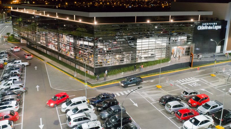 Com inauguração de shopping, megabairro começa a ganhar forma em cidade do interior do PR Com inauguração de shopping, megabairro começa a ganhar forma em cidade do interior do PR