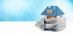 Como aquecer a casa? Confira 9 soluções simples sem gastar energia Medidas simples e baratas, como usar cortinas mais grossas e deixar mantas na cama, ajudam a deixar os ambientes mais quentinhos.
Foto: Bigstock