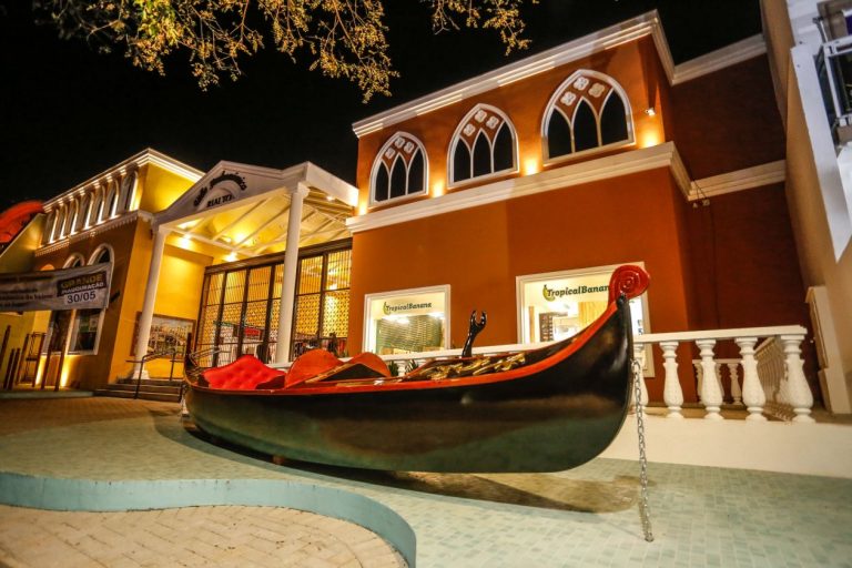 Nova vila gastronômica em Santa Felicidade traz 17 operações com ambiente todo inspirado em Veneza, na Itália. Foto: divulgação