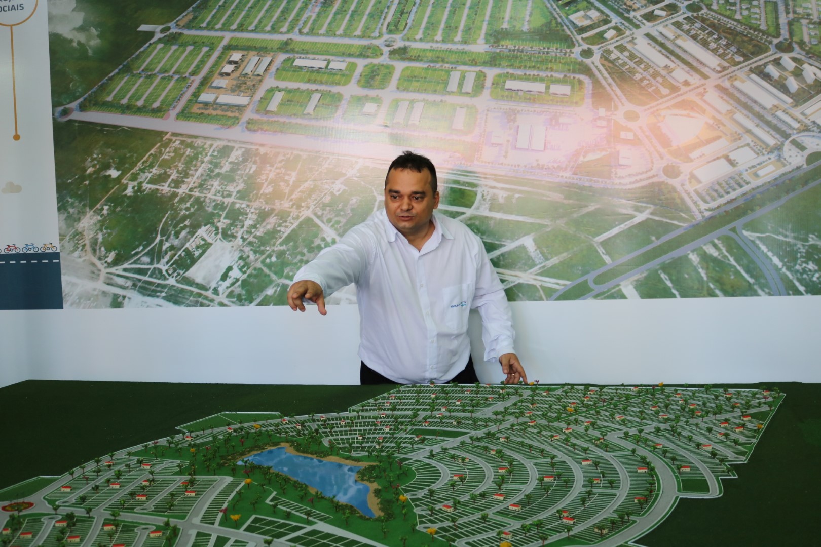 Guethner Gadelha Wirtzbiki, gerente de vendas da Smart City Laguna. Guethner Gadelha Wirtzbiki, gerente de vendas da Smart City Laguna.