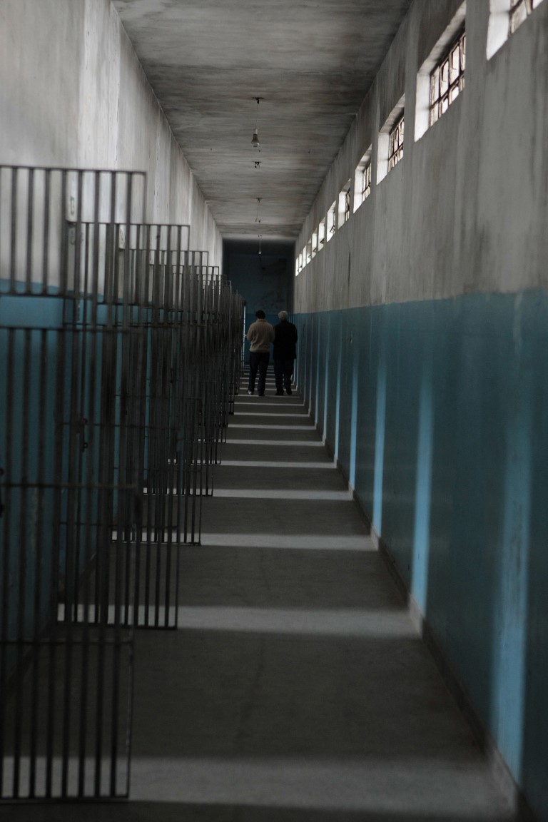 PRESIDIO AHU
DATA: 27 de SETEMBRO de 2012
EDITORIA: VIDA E CIDADANIA
REPÓRTER:
LOCAL: Curitiba- PR
PERSONAGEM: .
PAUTA: Antigo presídio do Ahu. Penitenciária Provisória de Curitiba será transformado num fórum. O prédio anida encontra-se com sua grades e as histórias de presos e celas. .
TAGS: .
FOTO: Ivonaldo Alexandre PRESIDIO AHU
DATA: 27 de SETEMBRO de 2012
EDITORIA: VIDA E CIDADANIA
REPÓRTER:
LOCAL: Curitiba- PR
PERSONAGEM: .
PAUTA: Antigo presídio do Ahu. Penitenciária Provisória de Curitiba será transformado num fórum. O prédio anida encontra-se com sua grades e as histórias de presos e celas. .
TAGS: .
FOTO: Ivonaldo Alexandre