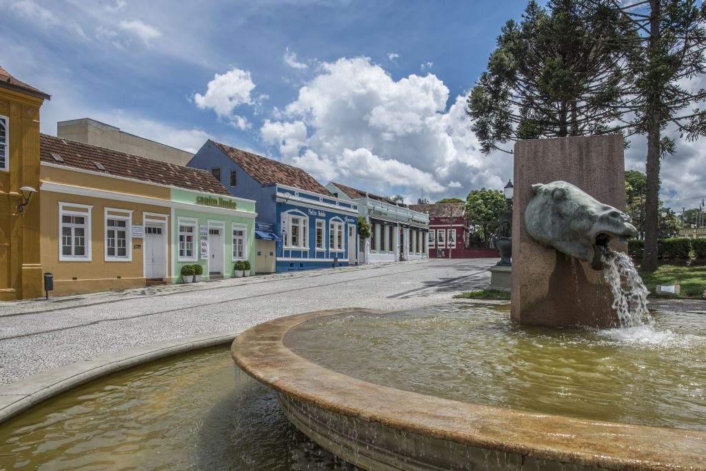 Projeto pretende recuperar imóveis históricos do centro de Curitiba; veja quais Foto: Letícia Akemi/Gazeta do Povo