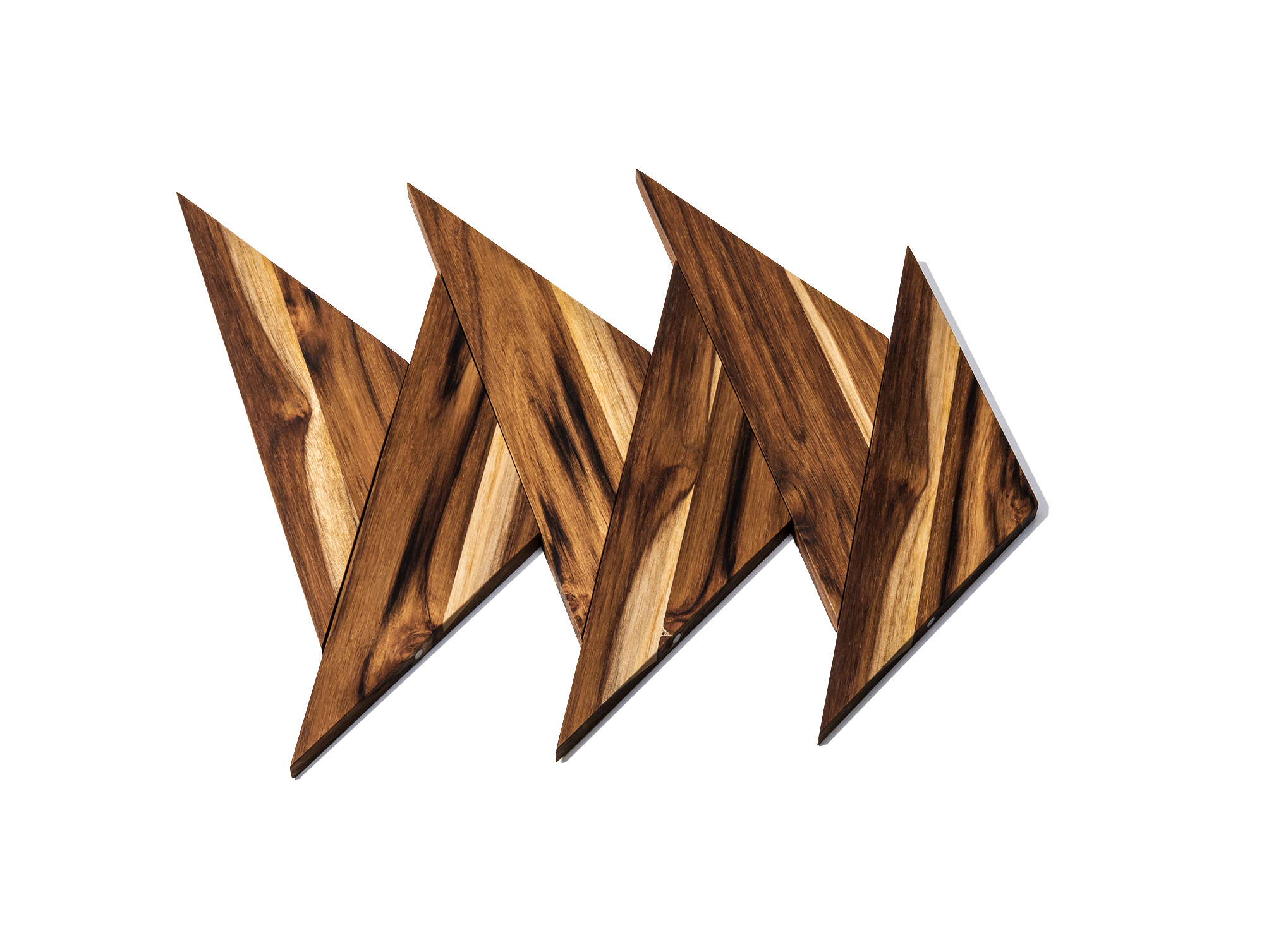 Com seu formato triangular, o Conjunto Tec permite infinitas possibilidades de montagem. Foto: divulgação Com seu formato triangular, o Conjunto Tec permite infinitas possibilidades de montagem. Foto: divulgação