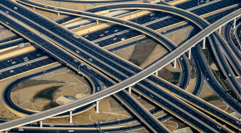 Crisscross Pattern-Dubai, por Xinghui Ma, destaque categoria Urbana Crisscross Pattern-Dubai, por Xinghui Ma, destaque categoria Urbana