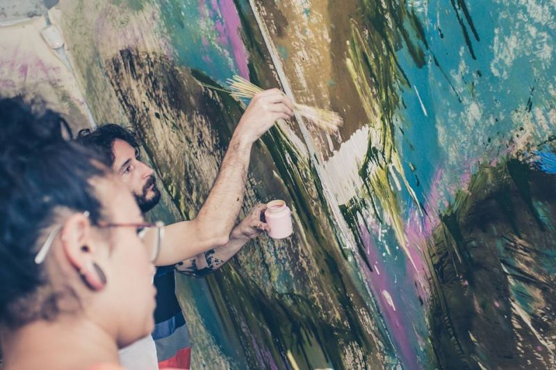 Grande nome da moda curitibana lança tecidos para decoração Foto: Cintya Hein