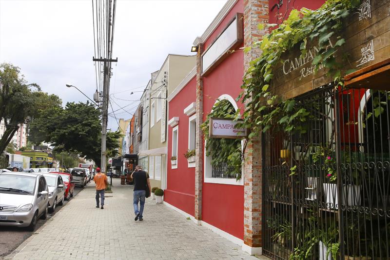 Prudente de Moraes vira cobaia de projeto que quer transformar a alameda em rua tecnológica Prudente de Moraes vira cobaia de projeto que quer transformar a alameda em rua tecnológica