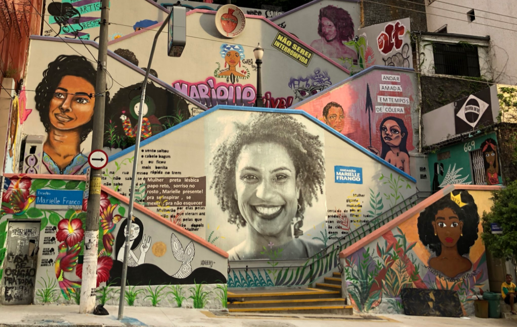 Escadaria em homenagem a Marielle Franco no bairro de Pinheiros, em São Paulo (SP). Foto: Twitter/ @luduvicu