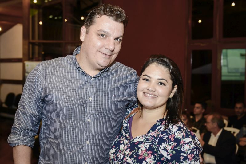 Mendel Colman, engenheiro, e Tatiana Salviano, estudante de arquitetura. Foto: Leticia Akemi Mendel Colman, engenheiro, e Tatiana Salviano, estudante de arquitetura. Foto: Leticia Akemi