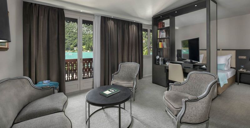 Hotel francês de 1903 ganha ambientes coloridos e instagramáveis após reforma Hotel francês de 1903 ganha ambientes coloridos e instagramáveis após reforma
