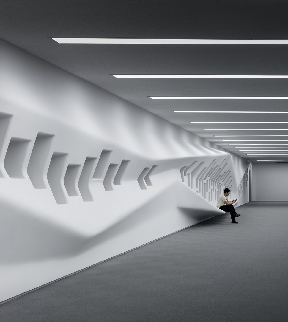 Cenário futurista de ‘Pantera Negra’ foi inspirado em obras de Zaha Hadid Cenário futurista de ‘Pantera Negra’ foi inspirado em obras de Zaha Hadid