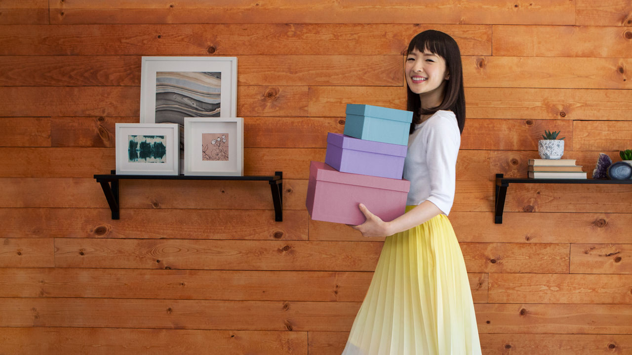 Marie Kondo, que estrela o reality show Ordem na Casa, na Netflix. Foto: Divulgação.