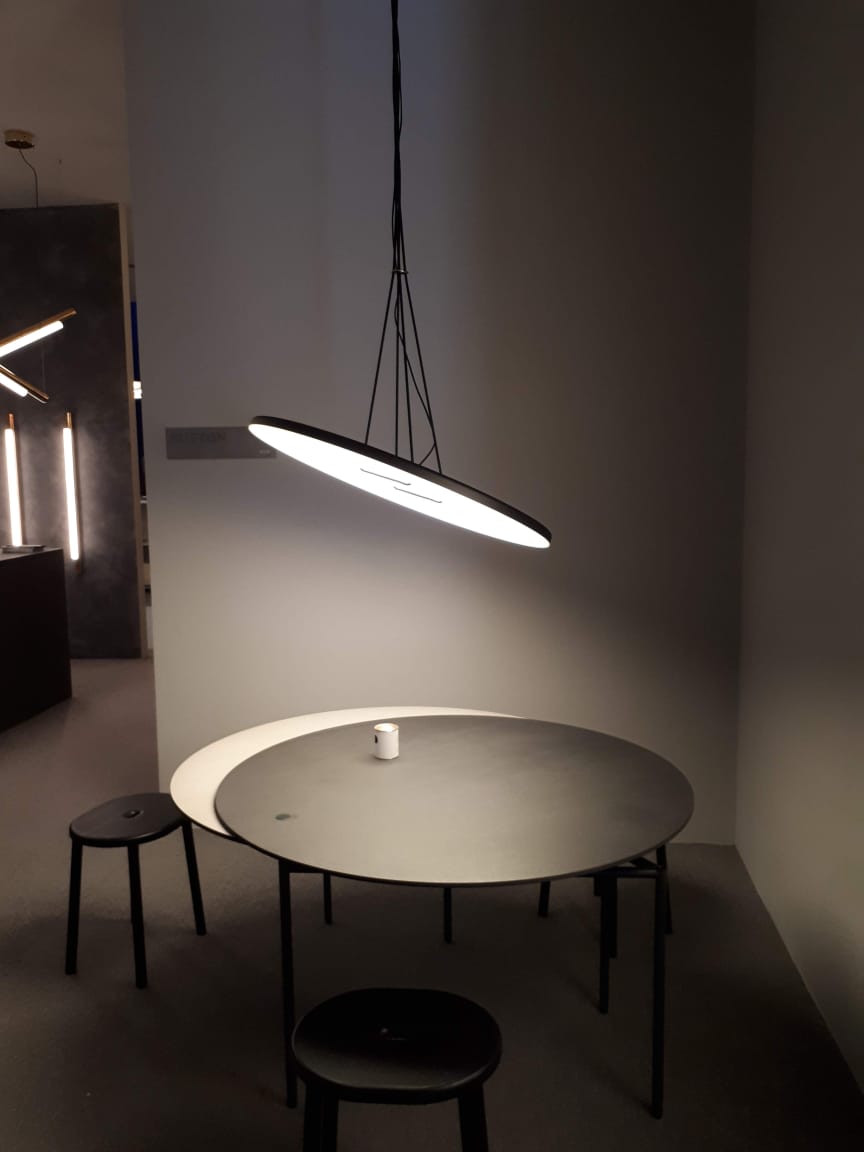 10 luminárias minimalistas lançadas na Semana de Design de Milão 2019 10 luminárias minimalistas lançadas na Semana de Design de Milão 2019