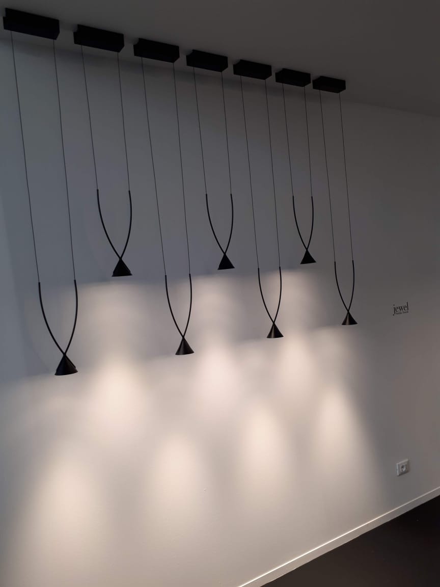 10 luminárias minimalistas lançadas na Semana de Design de Milão 2019 10 luminárias minimalistas lançadas na Semana de Design de Milão 2019