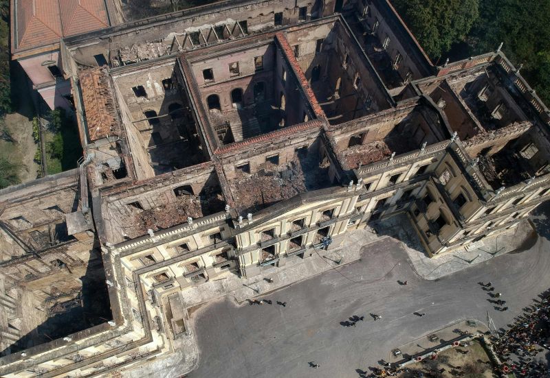Gambiarras nas instalações elétricas provocaram incêndio no Museu Nacional Foto: Mauro Pimentel/AFP