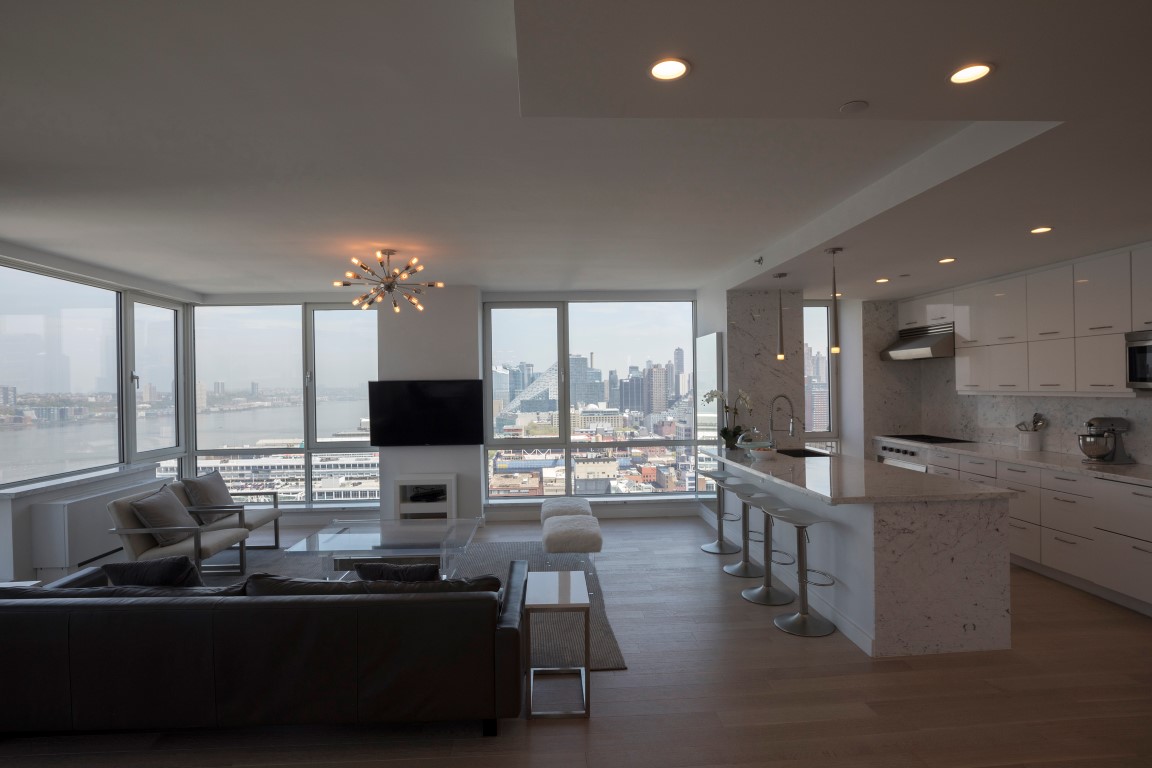 Este apartamento custa U$$ 85 milhões e não é o mais caro de Nova York. Quem pode comprar um modelo como esse faz exigências inimagináveis. Foto:  James Estrin / The New York Times