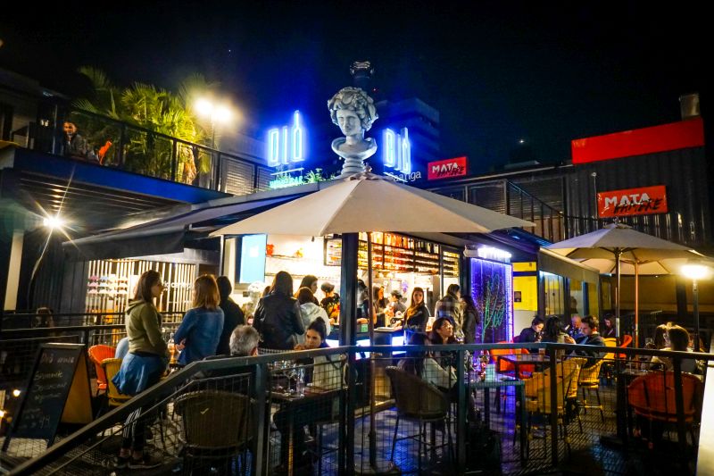 Descubra quais restaurantes, bares e cafés têm a melhor decoração de Curitiba Descubra quais restaurantes, bares e cafés têm a melhor decoração de Curitiba