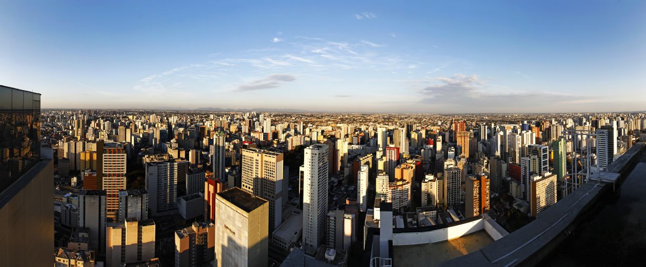 Vista do Universe Life Square, mais alto prédio de Curitiba. Foto: Antônio More/Gazeta do Povo Vista do Universe Life Square, mais alto prédio de Curitiba. Foto: Antônio More/Gazeta do Povo