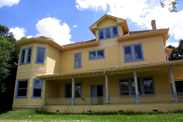 Casa Gomm, atualmente sede da Coordenação do Patrimônio Cultural do Paraná. Foto: Arquivo/Gazeta do Povo Casa Gomm, atualmente sede da Coordenação do Patrimônio Cultural do Paraná. Foto: Arquivo/Gazeta do Povo