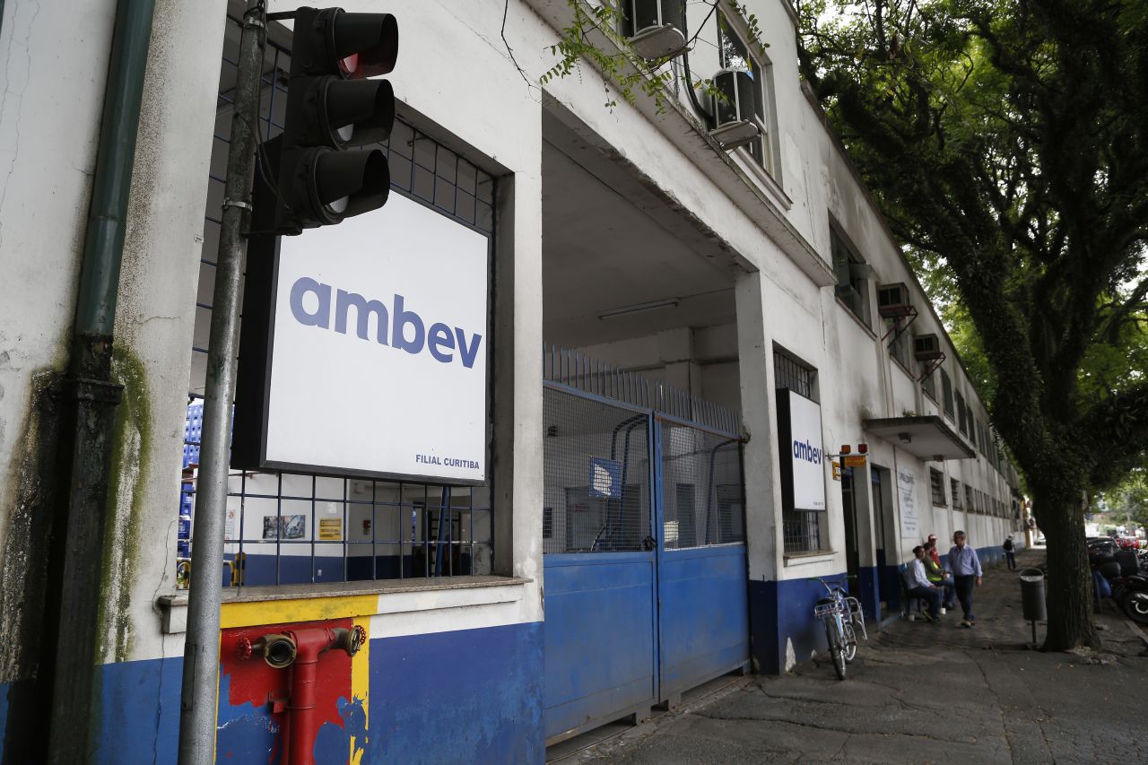Prédio industrial vai se tornar nova Cidade da Polícia. Gestão anterior previa Centro de Artes e Cultura Rebouças. Foto: Leticia Akemi/Gazeta do Povo Prédio industrial vai se tornar nova Cidade da Polícia. Gestão anterior previa Centro de Artes e Cultura Rebouças. Foto: Leticia Akemi/Gazeta do Povo