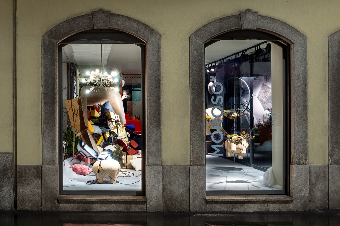 É Natal! Criatividade inusitada marca decoração das vitrines pelo mundo É Natal! Criatividade inusitada marca decoração das vitrines pelo mundo