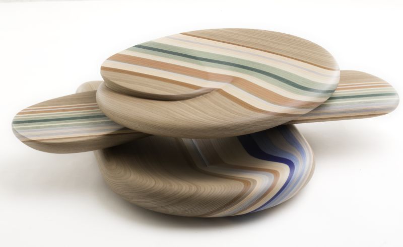 Bandejas em formatos orgânicos para a Bottega Ghianda. Foto: Laila Pozzo/Doppia Firma 