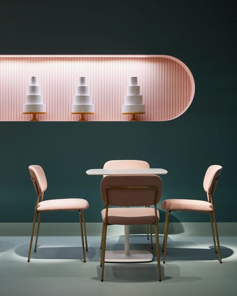 Ambiente retrô da Pedrali na Maison&Objet. Foto: Reprodução/ Instagram Ambiente retrô da Pedrali na Maison&Objet. Foto: Reprodução/ Instagram