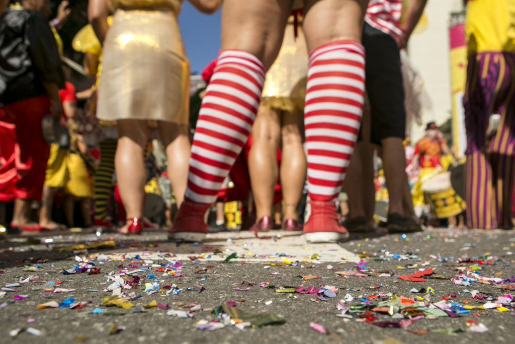Carnaval: a festa que coloca a cidade a serviço das pessoas Na foto, Foliões curtindo o Bloco Garibaldis e Sacis. Foto: Arquivo/Gazeta do Povo