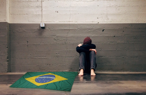 O complexo de vira-latas do povo brasileiro e o narcisismo às avessas
