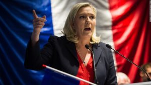 Marine Le Pen tem uma agenda nacionalista e antiliberal