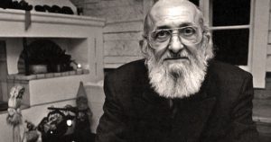 Vinte anos sem Paulo Freire: uma singela “homenagem” ao pedagogo comunista