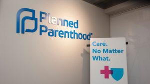 Departamento de Justiça do governo Trump vai investigar venda de tecido de fetos pela Planned Parenthood