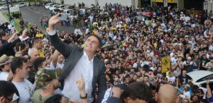 O dilema liberal: eleição não é concurso racional, mas plebiscito emocional