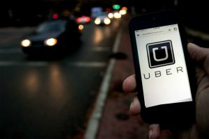 Esquerda quer vetar Uber novamente, mas movimentos liberais reagem
