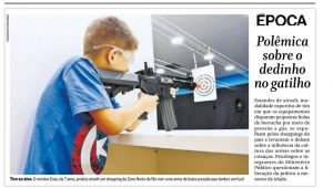 Criança tocar corpo de homem nu é “arte”, mas atirar com airsoft é caso para Ministério Público