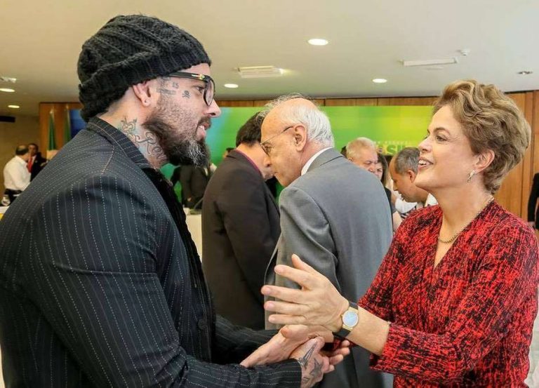 O ódio por trás do discurso de tolerância da esquerda: o caso de Tico Santa Cruz