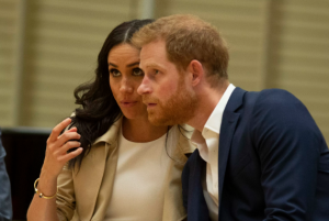 Meghan Markle “mata” príncipe Harry e coloca um Trudeau em seu lugar