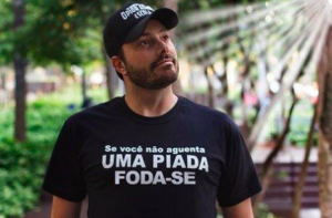 Danilo Gentili mostra independência e se irrita com patrulha bolsonarista