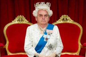 Desvincular agências reguladoras do presidente o transforma em rainha da Inglaterra?