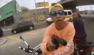 Brasil, alegria de bandido