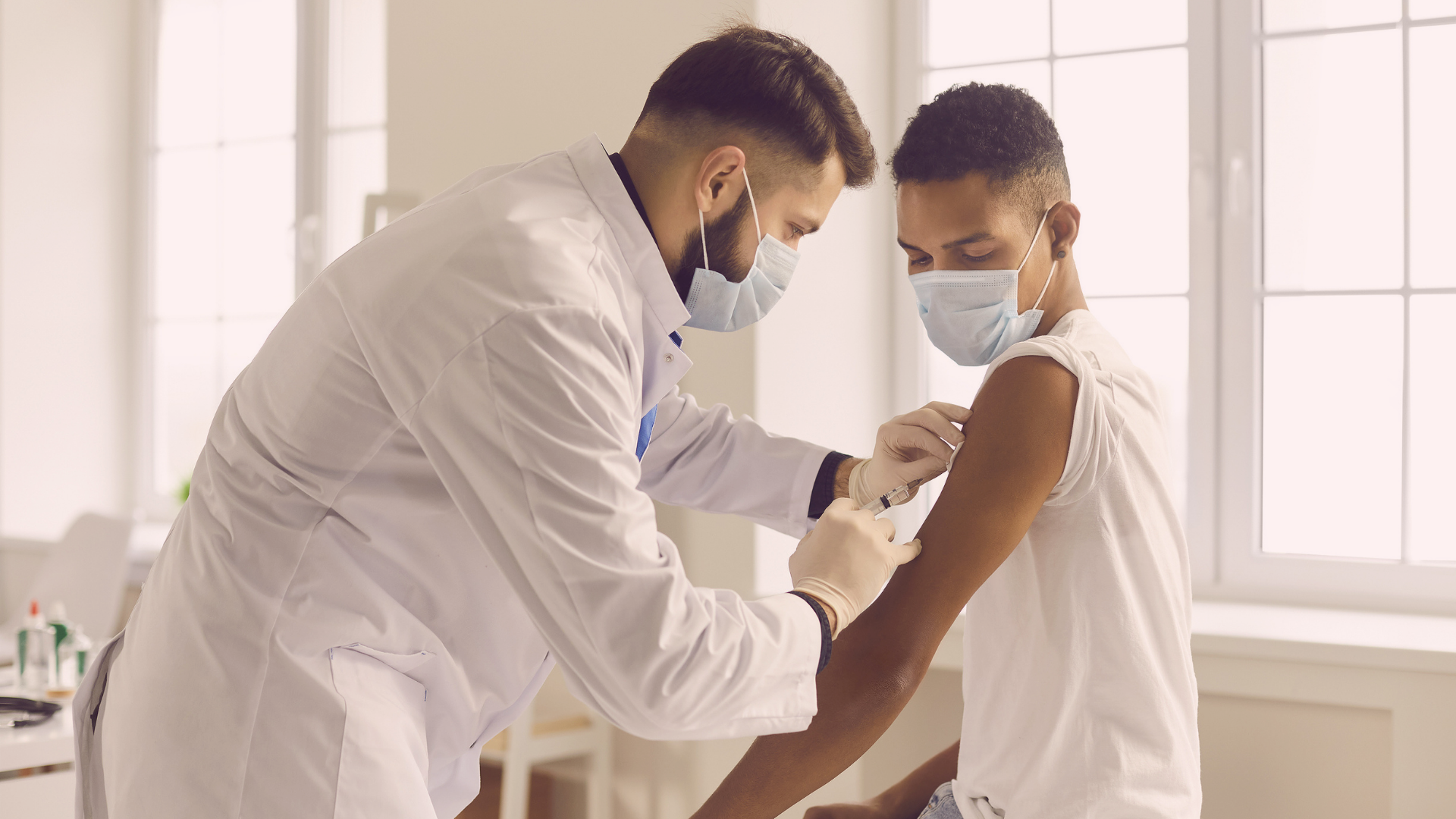 Os primeiros resultados mostraram que a vacina tem um bom perfil de segurança entre participantes saudáveis com três a 17 anos.