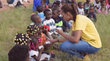 Elas trocaram festa de formatura por trabalho voluntário e hoje auxiliam 70 mil pessoas A Compaixão Internacional foi fundada em 2011 e hoje conta com mil voluntários e oito projetos que ocorrem o ano todo, em 17 países.